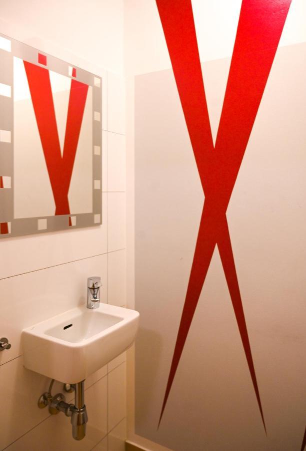 Backpacker Apartment Schönbrunn Wien Exteriör bild