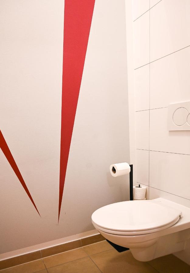 Backpacker Apartment Schönbrunn Wien Exteriör bild