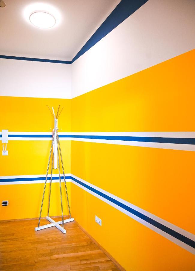 Backpacker Apartment Schönbrunn Wien Exteriör bild